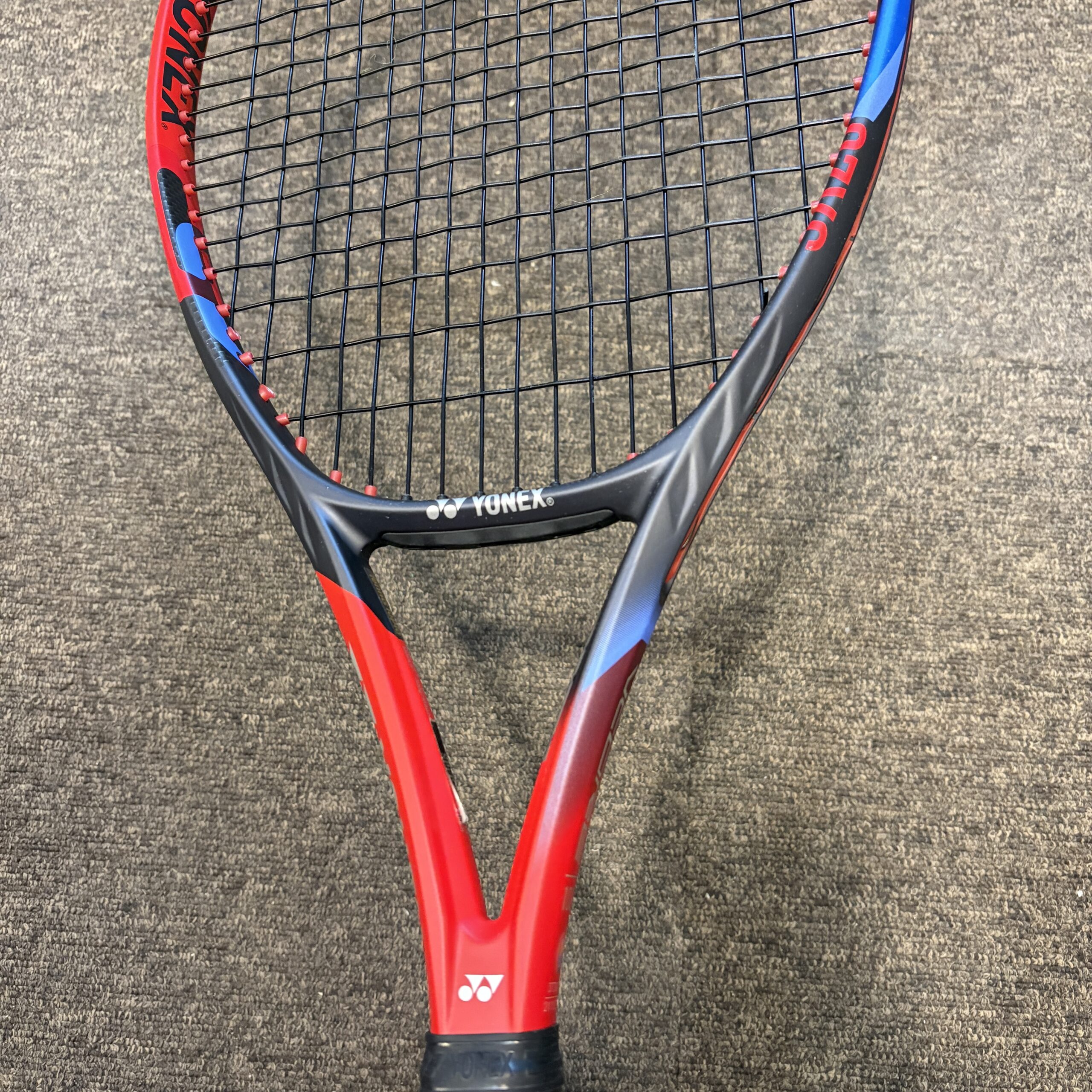 【中古TTS委託販売】YONEX Vコア100 (2023年) スカーレット G2 TTS-Ⅰ - 画像 (2)