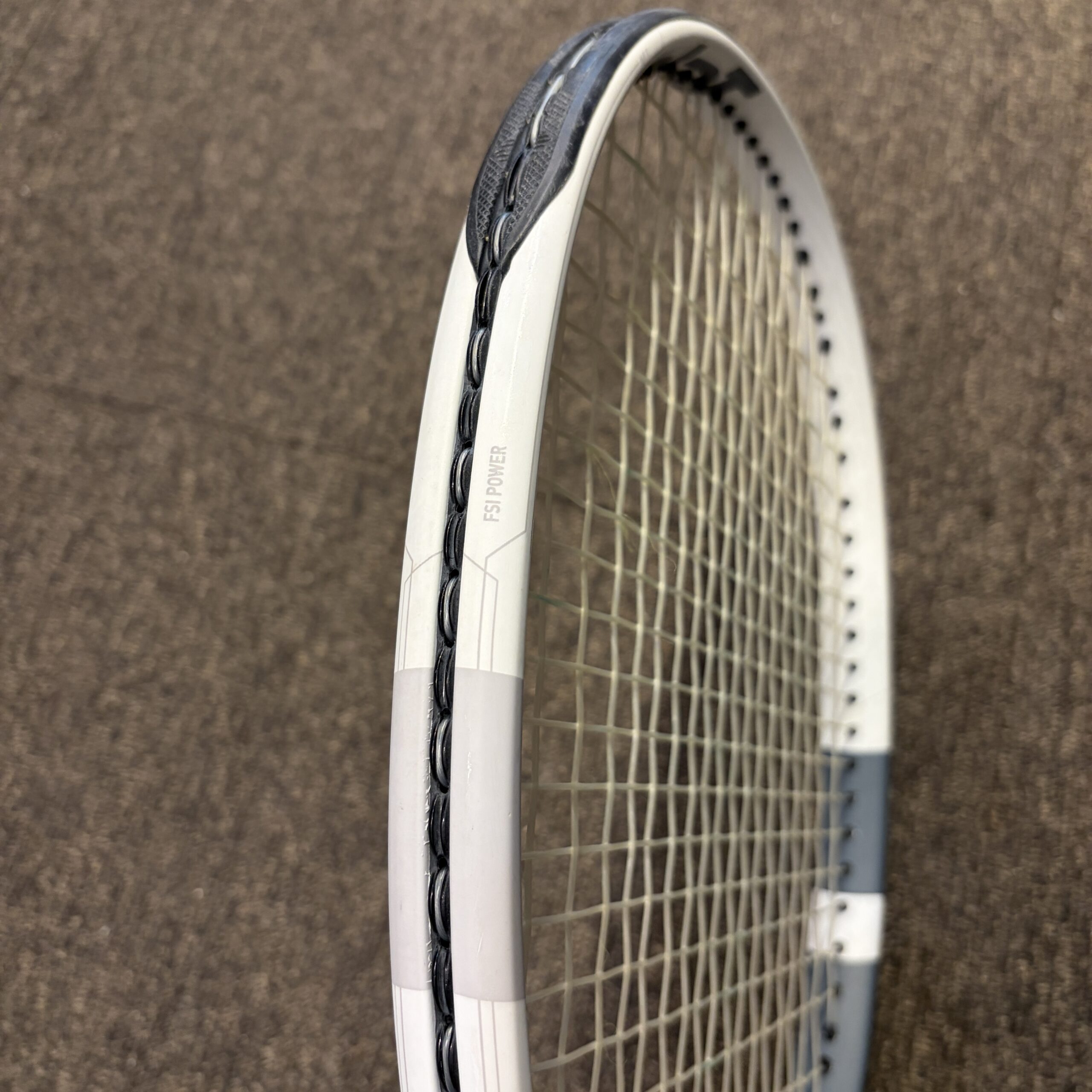 【中古TTS委託販売】Babolat ピュアストライク 18×20 G3 TTS-III 一本目 - 画像 (9)